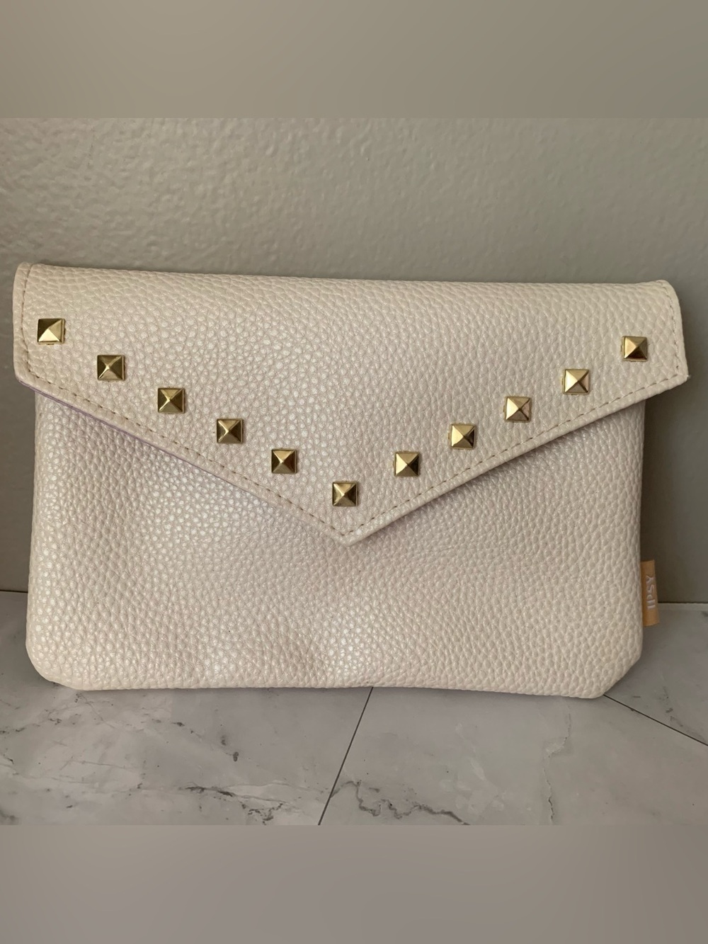 2/10$ 🍭 Brand new IPSY makeup bag